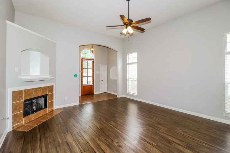 1,975/Mo, 7575 Glen Creek Ln Memphis, TN 38125 Living Room View