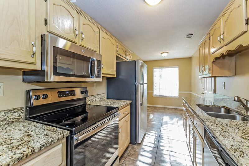1,530/Mo, 4123 Long Creek Rd Memphis, TN 38125 Kitchen View