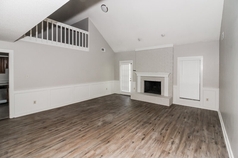2,090/Mo, 7452 Keynon Cove Memphis, TN 38125 Living Room View 2