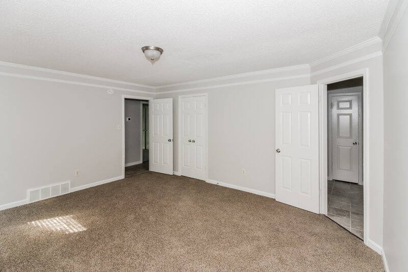2,090/Mo, 7452 Keynon Cove Memphis, TN 38125 Main Bedroom View 2