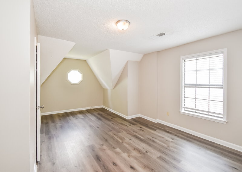 1,890/Mo, 5112 Autumn Evening Ln Memphis, TN 38125 Bedroom View