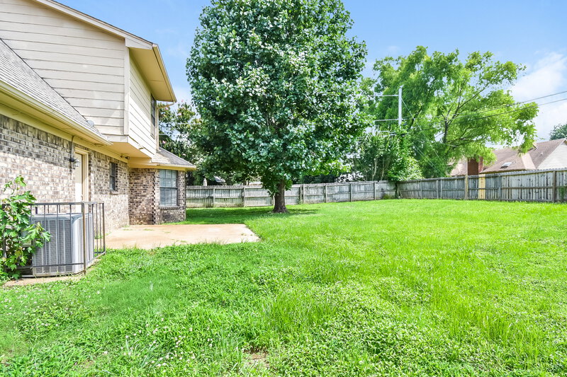 1,890/Mo, 5112 Autumn Evening Ln Memphis, TN 38125 Rear View 2
