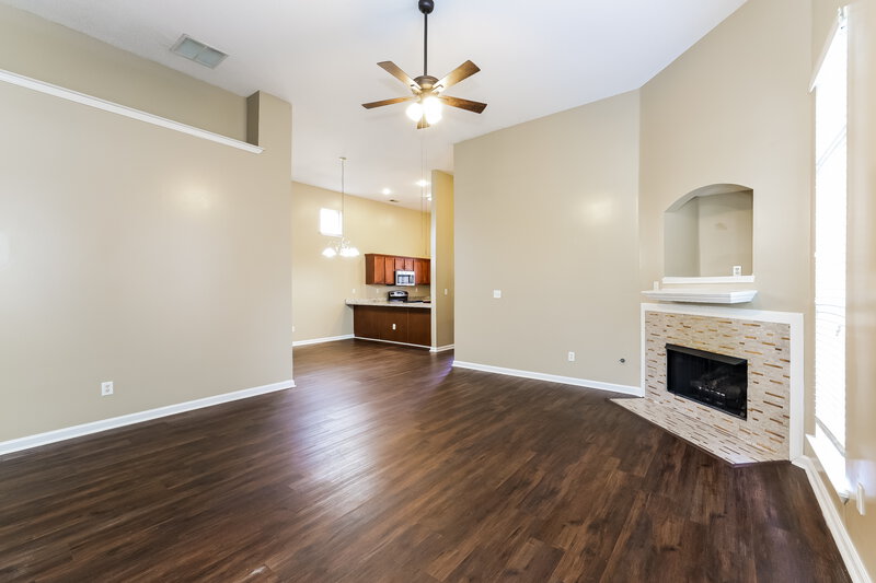 2,005/Mo, 7627 Glenlaurel Way Memphis, TN 38125 Living Room View