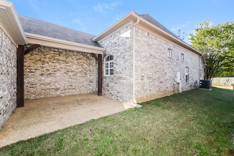 2,005/Mo, 7627 Glenlaurel Way Memphis, TN 38125 Rear View
