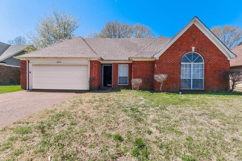 1,690/Mo, 4537 Bassett Hall Dr Memphis, TN 38125 External View