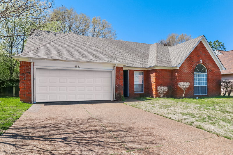 1,690/Mo, 4537 Bassett Hall Dr Memphis, TN 38125 Front View