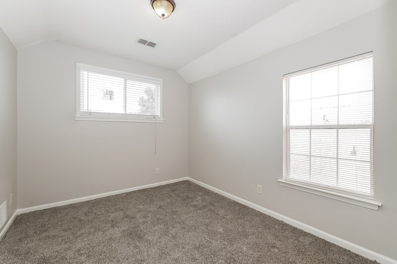 1,405/Mo, 4688 Water Front Oak Memphis, TN 38128 Bedroom View 2