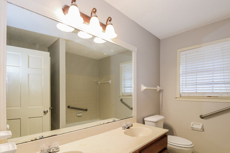 1,660/Mo, 3861 Otter Dr Memphis, TN 38128 Misc View 12