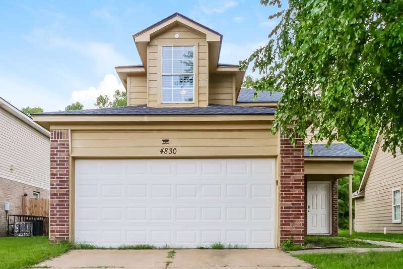 1,645/Mo, 4830 Mistic Lake Dr. Memphis, TN 38128 External View