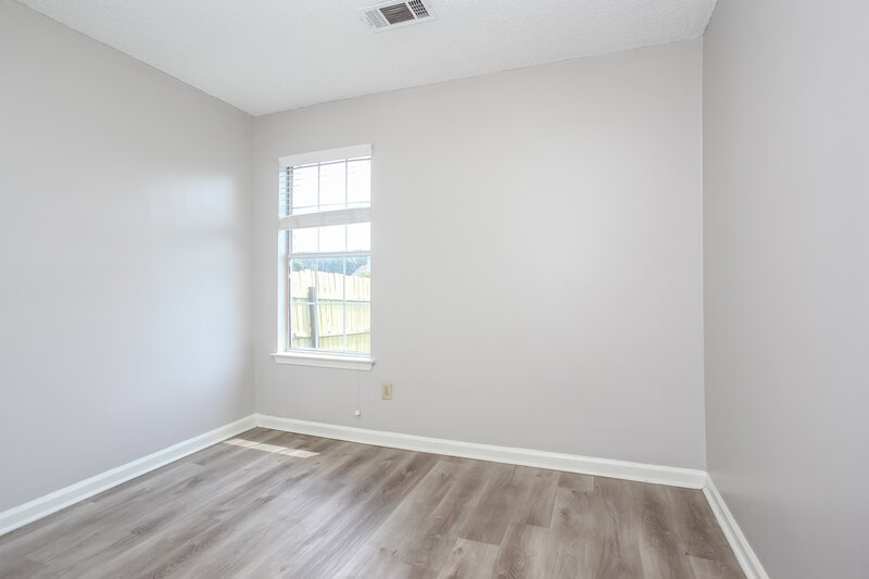 1,555/Mo, 4671 Lindawood Lane Memphis, TN 38128 Bedroom View
