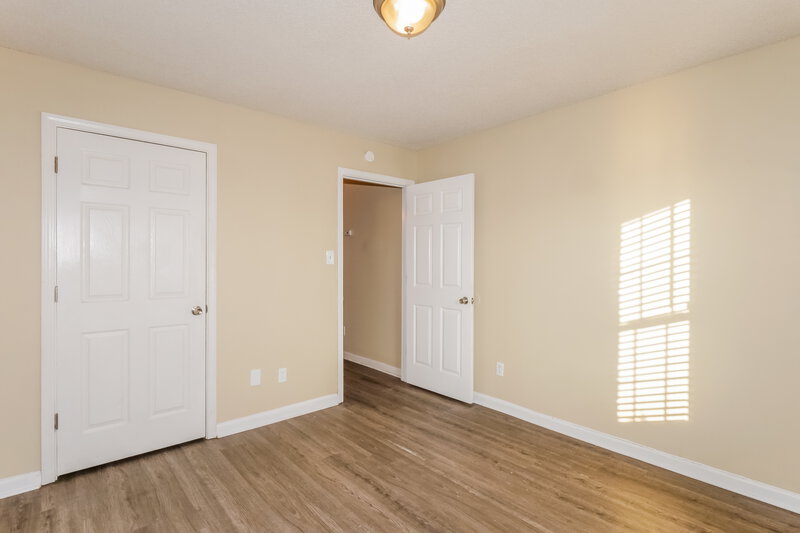 1,355/Mo, 4540 Longtree Ave Memphis, TN 38128 Bedroom View