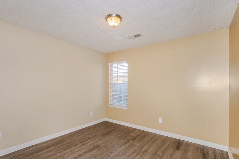 1,355/Mo, 4540 Longtree Ave Memphis, TN 38128 Bedroom View 2