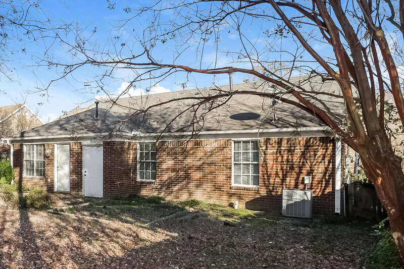 1,670/Mo, 2581 Arborgreen Cove Memphis, TN 38133 Rear View 2