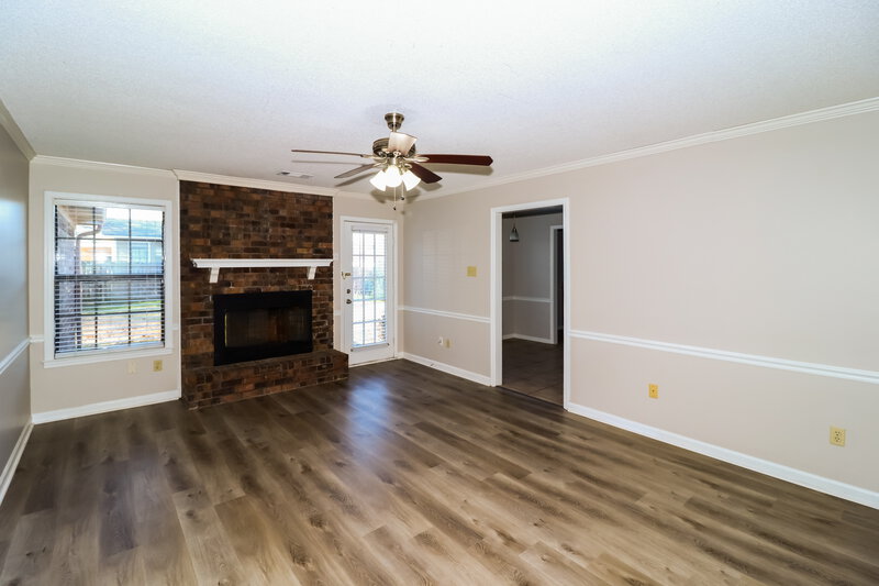 1,600/Mo, 2777 Kate Bond Rd Memphis, TN 38133 Living Room View