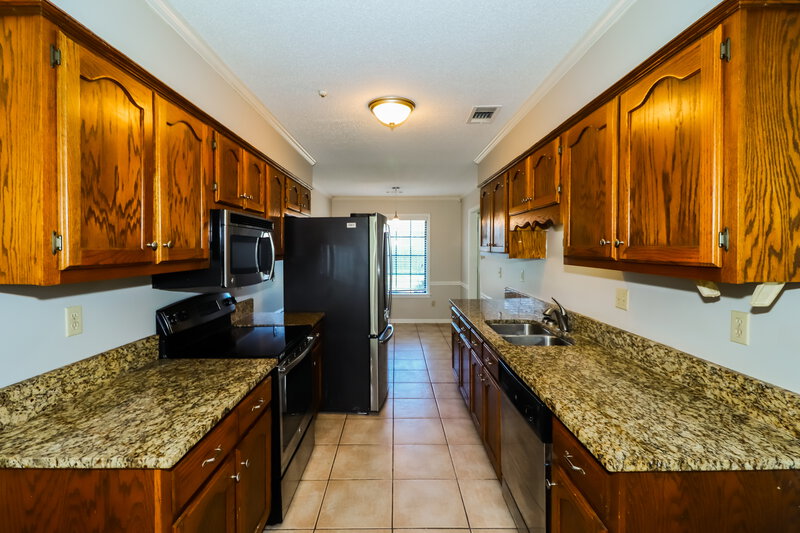 1,600/Mo, 2777 Kate Bond Rd Memphis, TN 38133 Kitchen View
