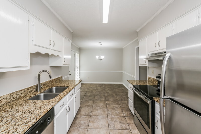 1,670/Mo, 2709 Rustic Dr Memphis, TN 38133 Kitchen View 2