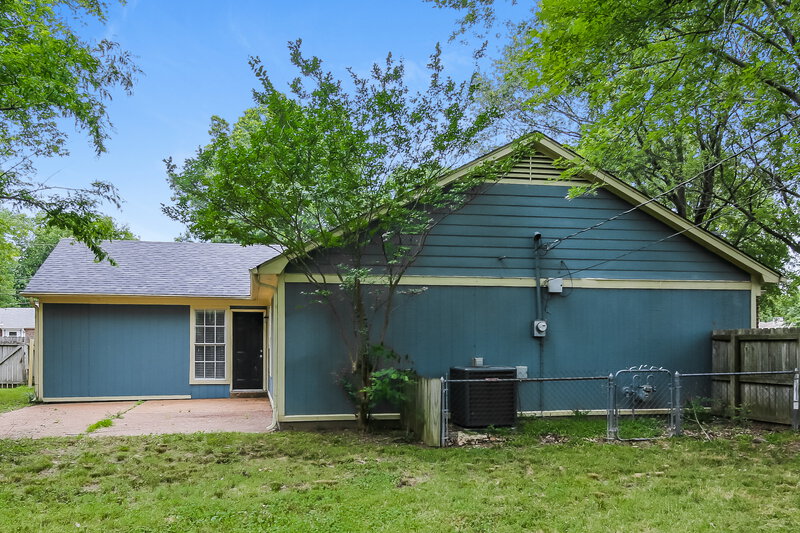 1,670/Mo, 2709 Rustic Dr Memphis, TN 38133 Rear View