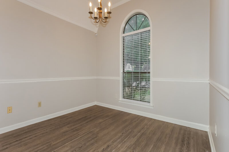 1,610/Mo, 2590 Laurelcrest Dr Memphis, TN 38133 Dining Room View