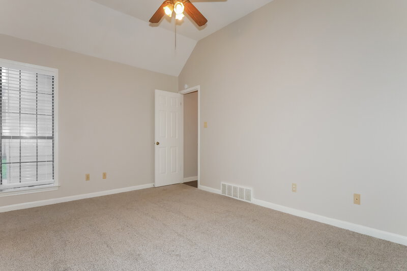1,610/Mo, 2590 Laurelcrest Dr Memphis, TN 38133 Main Bedroom View 2