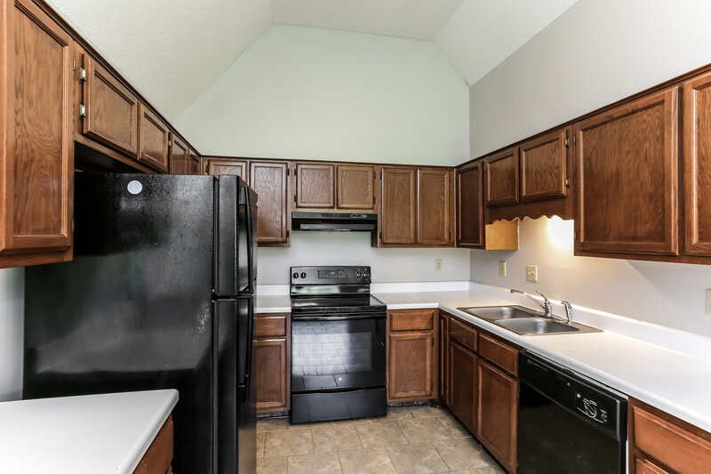 1,680/Mo, 7850 Deer Cove Memphis, TN 38133 Kitchen View 2