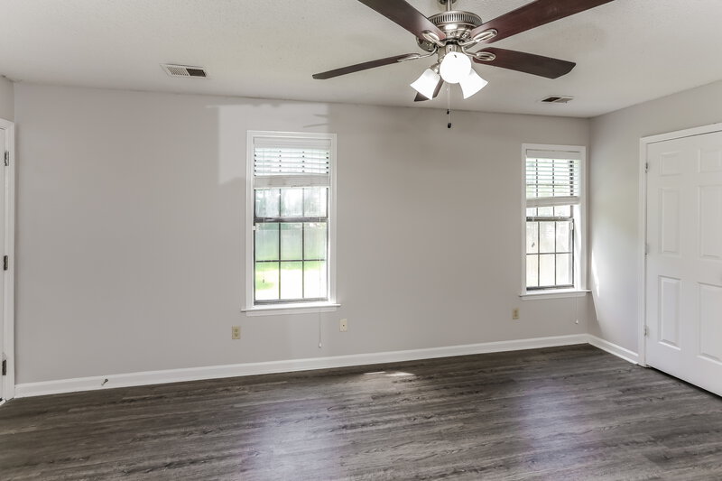 1,680/Mo, 7850 Deer Cove Memphis, TN 38133 Main Bedroom View