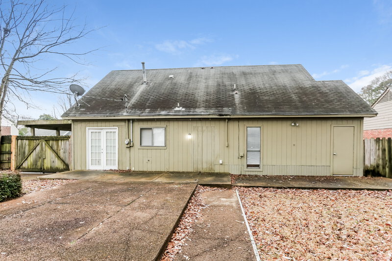 1,630/Mo, 6296 Ashton Rd Memphis, TN 38134 Rear View