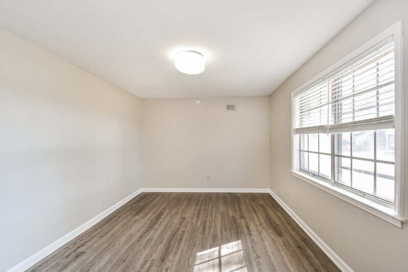 1,375/Mo, 6300 Branderham Dr Memphis, TN 38134 Family Room View