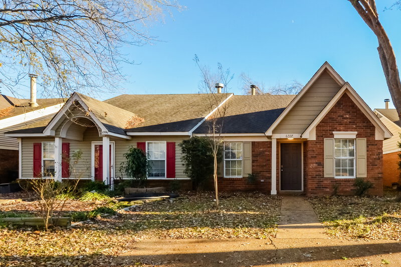 1,390/Mo, 6597 Sungate Dr S Memphis, TN 38135 External View