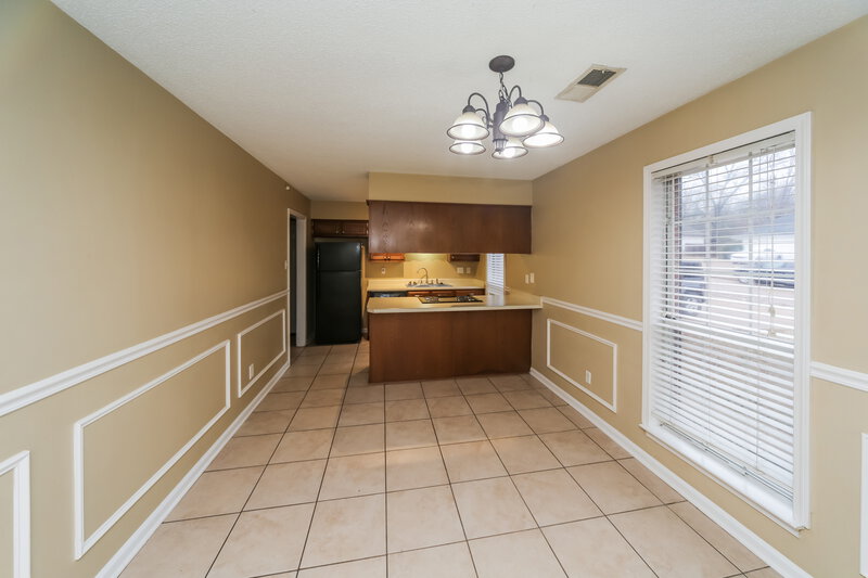 1,655/Mo, 5689 Riverhead Ave Memphis, TN 38135 Dining Room View