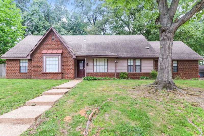 2,140/Mo, 5672 Remsen Ave Memphis, TN 38135 External View