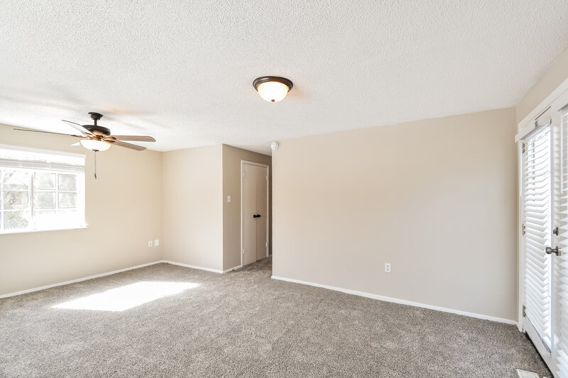 2,085/Mo, 6815 Azalea Hill Cove Memphis, TN 38135 Main Bedroom View 2