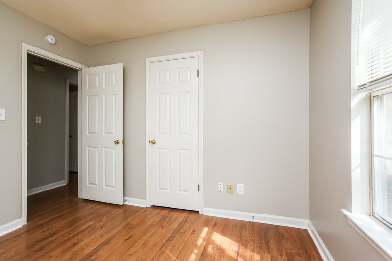 1,365/Mo, 4089 Gouverneur St Memphis, TN 38135 Bedroom View 4