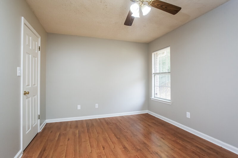 1,365/Mo, 4089 Gouverneur St Memphis, TN 38135 Bedroom View 5