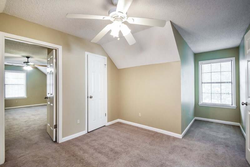 1,810/Mo, 6498 Heatherwood Dr Memphis, TN 38141 Bedroom View