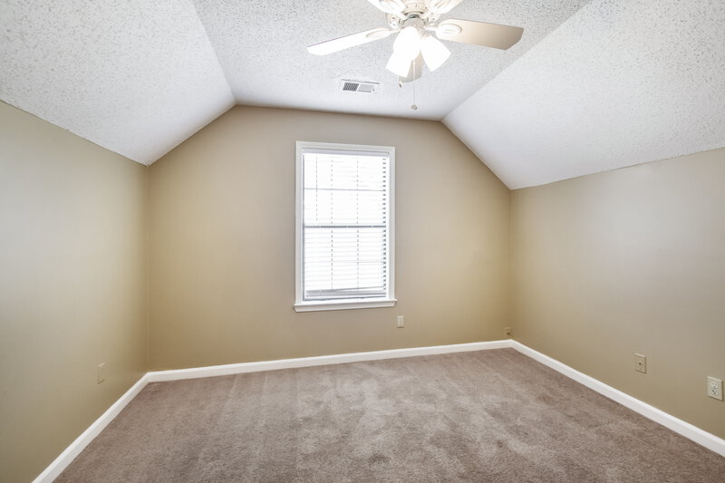 1,810/Mo, 6498 Heatherwood Dr Memphis, TN 38141 Bedroom View 3