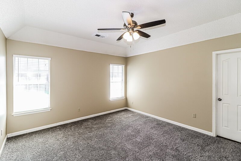 1,610/Mo, 5415 Ross Rd Memphis, TN 38141 Main Bedroom View