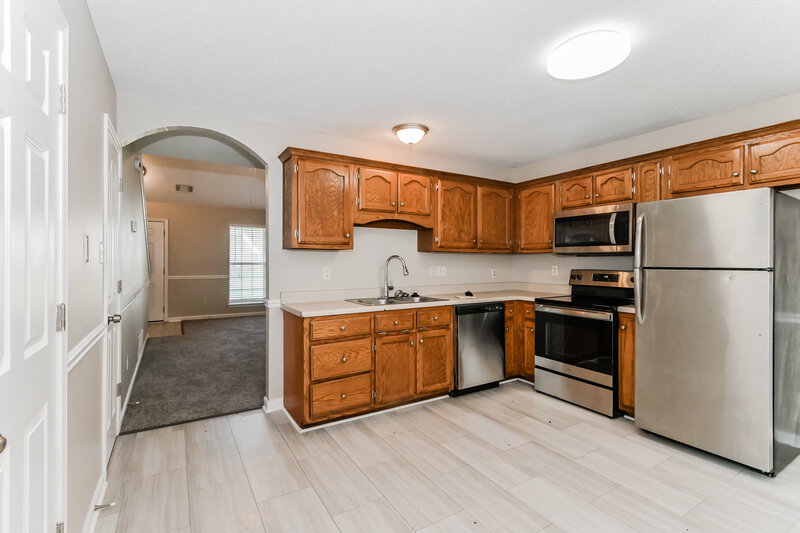 1,720/Mo, 4895 Copper Valley Cove Memphis, TN 38141 Kitchen View