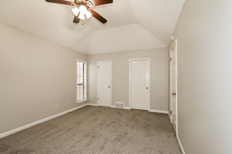 1,460/Mo, 4780 Barkshire Dr Memphis, TN 38141 Main Bedroom View 2