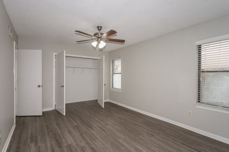 1,490/Mo, 6683 Beaverlodge Dr Memphis, TN 38141 Main Bedroom View