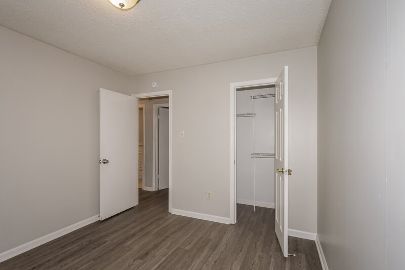 1,490/Mo, 6683 Beaverlodge Dr Memphis, TN 38141 Bedroom View 3