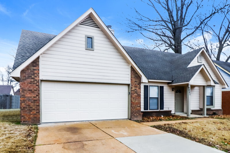 1,590/Mo, 4893 Barkshire Dr Memphis, TN 38141 Front View