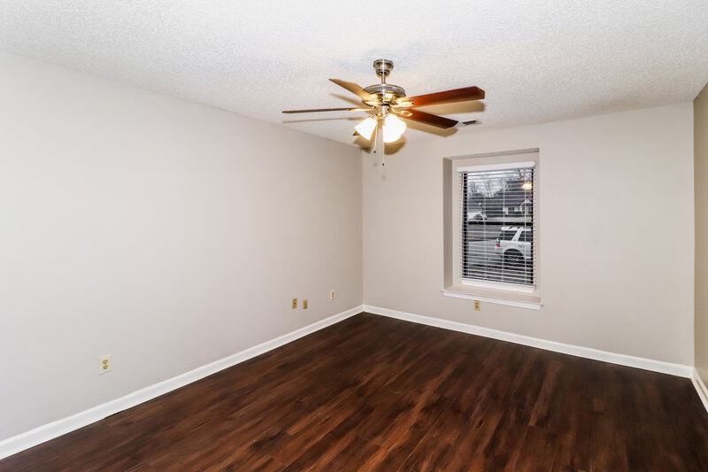 1,590/Mo, 4893 Barkshire Dr Memphis, TN 38141 Main Bedroom View 2