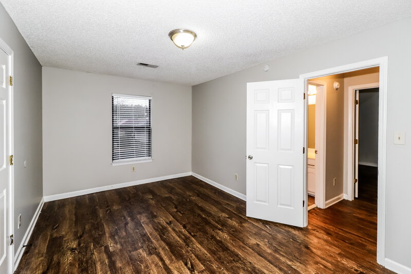 1,590/Mo, 4893 Barkshire Dr Memphis, TN 38141 Bedroom View