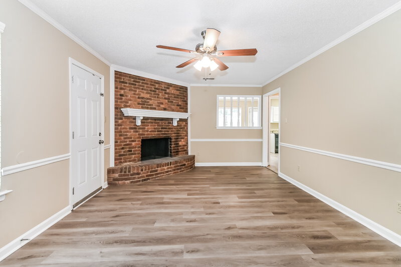 1,470/Mo, 4606 Ross Rd Memphis, TN 38141 Living Room View