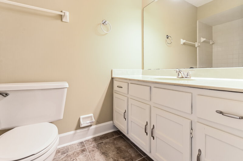 1,470/Mo, 4606 Ross Rd Memphis, TN 38141 Bathroom View