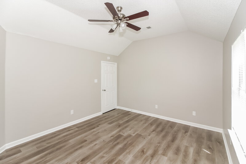 1,610/Mo, 6633 May Springs Dr Memphis, TN 38141 Main Bedroom View 2