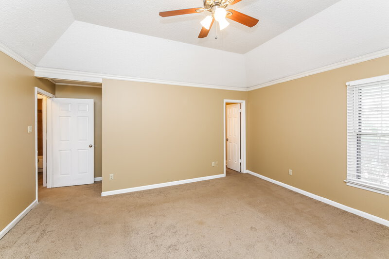 2,185/Mo, 2045 Shetland Cove Cordova, TN 38016 Main Bedroom View