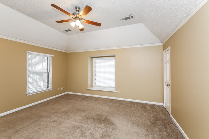 2,185/Mo, 2045 Shetland Cove Cordova, TN 38016 Main Bedroom View 2