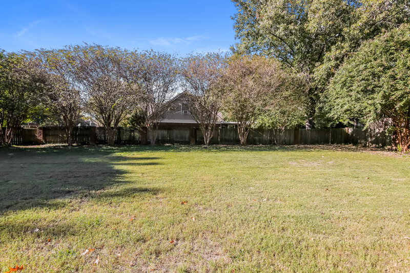 2,185/Mo, 2045 Shetland Cove Cordova, TN 38016 Rear View 2