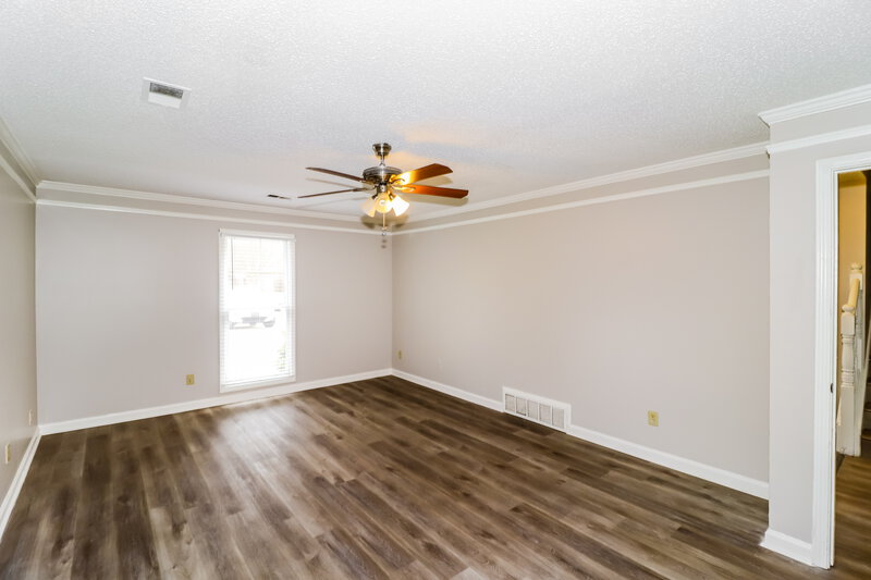 2,700/Mo, 10208 Woodland Hills Dr Cordova, TN 38018 Main Bedroom View